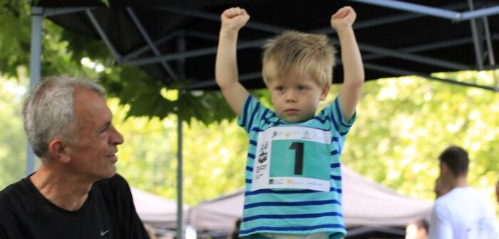 Schneider Electric ulaže u budućnost: Podrška inicijativi „SBR & W Tim za decu“ za zeleniju generaciju